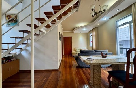 Cobertura 4 quartos, 2 vagas – Sagrada Família