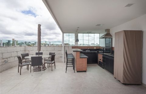 Apartamento Triplex 4 quartos, 3 vagas – Nova Floresta