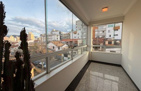 Apartamento 4 quartos, 2 vagas – Floresta